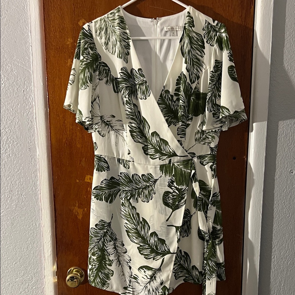 Cato White and Green Leaf Print Romper